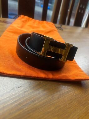 HERMÉS Reversible H belt